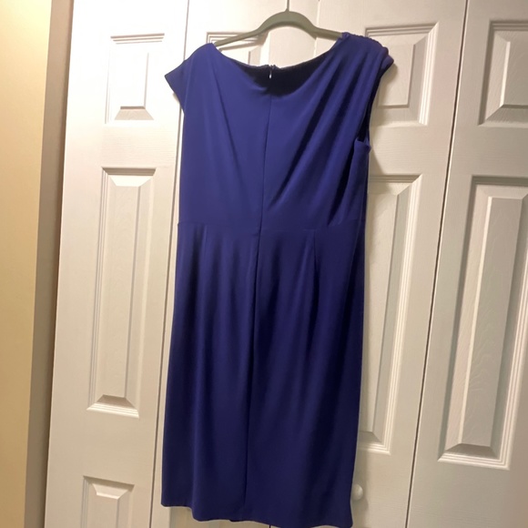 Washable Evan Picone twist front sleeveless dress, Deep purple color, size 16W - Picture 4 of 6